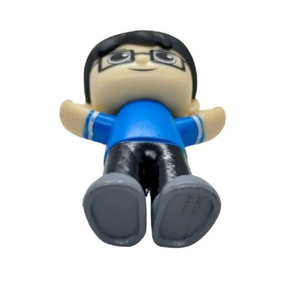 Just Play Ryan's World Road Trip 2 in Action Figure Solid PVC - Picture 5 of 5